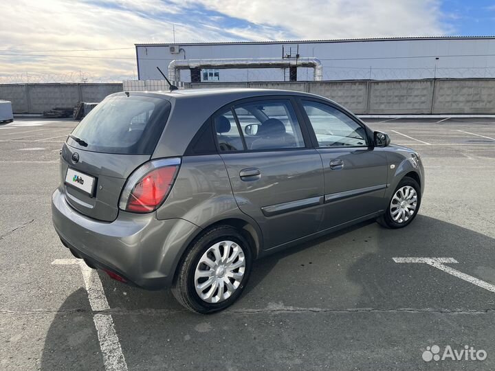 Kia Rio 1.4 МТ, 2010, 197 271 км
