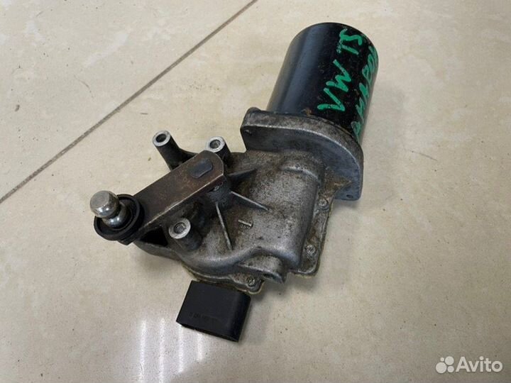 Мотор дворников Volkswagen Amarok 2010