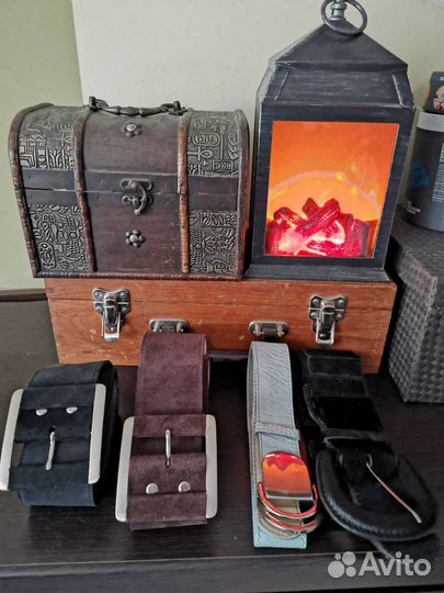 Кожаные ремни женские Италия 11 штук