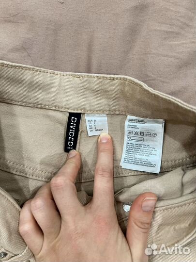 Джинсы бежевые divided h&m одежда 36 42-44