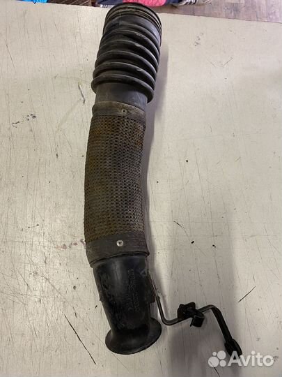 Патрубок воздушного фильтра Toyota RAV 4