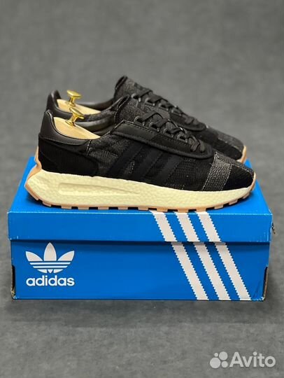 Кроссовки Adidas