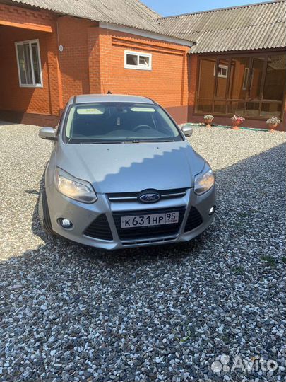 Сиденья на ford 3 2011