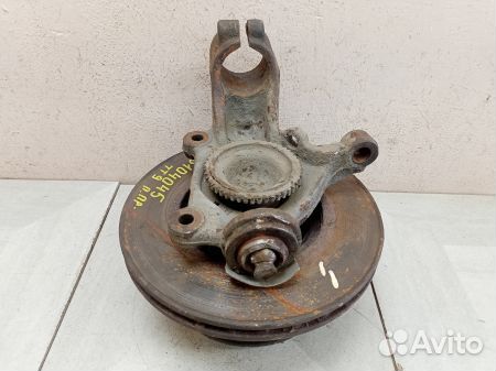 Кулак передний правый Форд