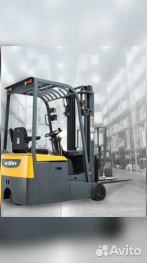 Вилочный погрузчик