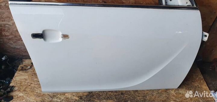 Дверь передняя правая Opel Insignia 2008-2017