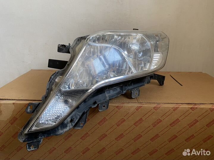 Фара левая и правая toyota land cruiser prado 150