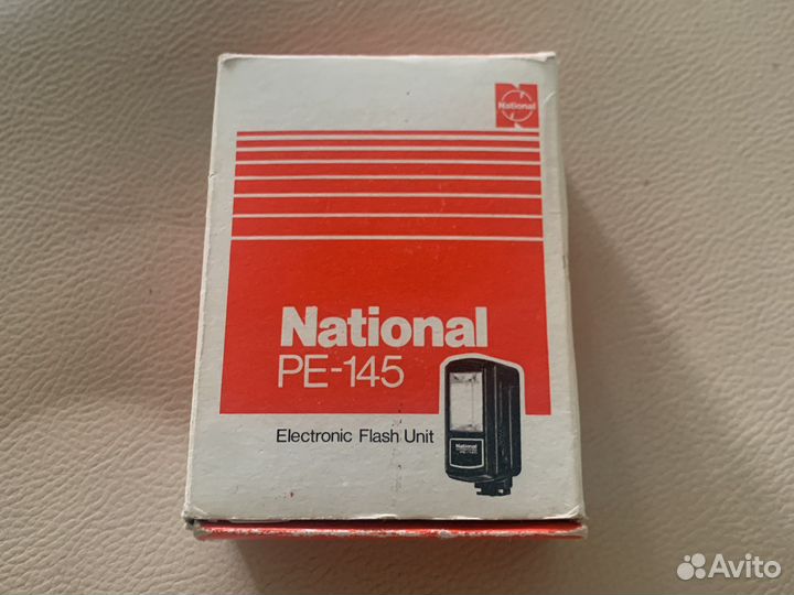 Фотовспышка National PE 145