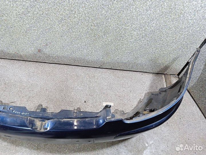 Бампер передний Volkswagen Golf