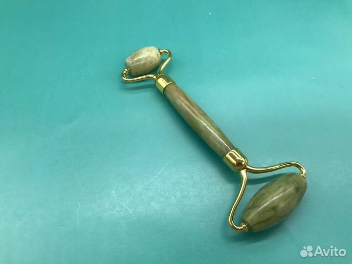 24326 Нефритовый ролик для лица