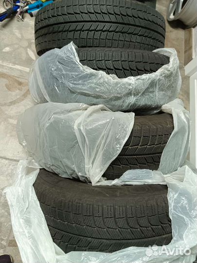 Michelin X-Ice 3 215/60 R16 99H