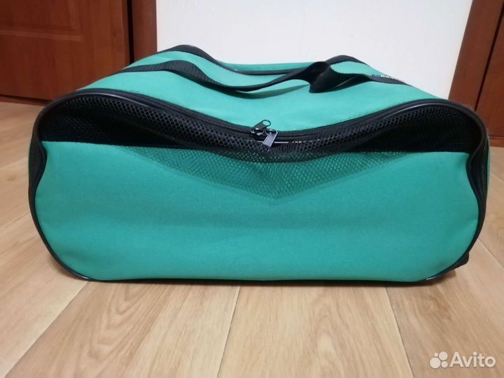 Переноска для средних собак