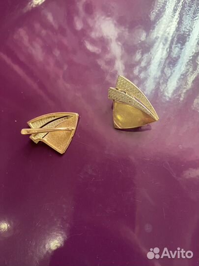Золотые серьги