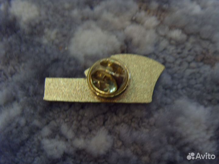 Франчик Значки. Значок россия. редкий