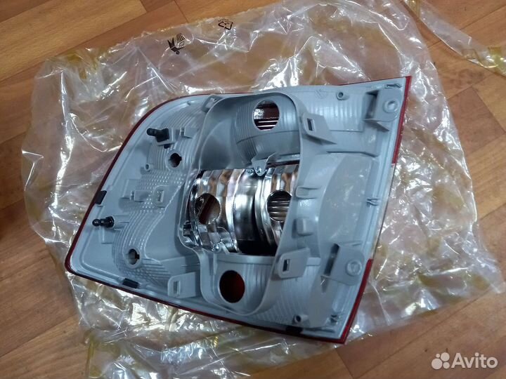 Задний фонарь шкода рапид