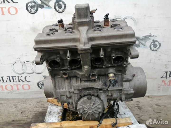 Двигатель Suzuki GSF250 Bandit лот(150)