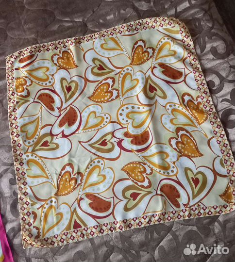 Шелковый платок