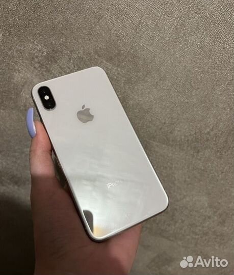 iPhone X, 64 ГБ