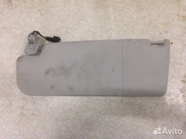 Козырек солнцезащитный правый Volkswagen Golf5 1K1