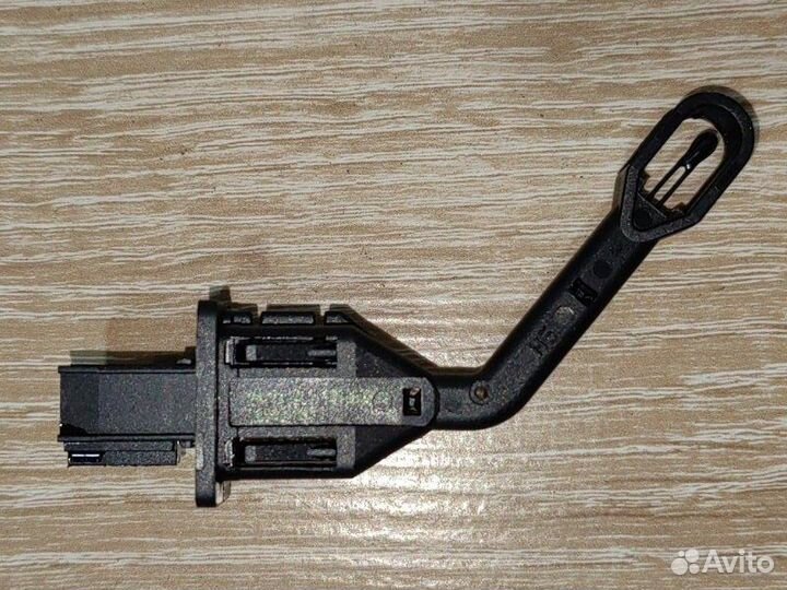 Датчик температуры воздуха в салоне Bmw 5 F10