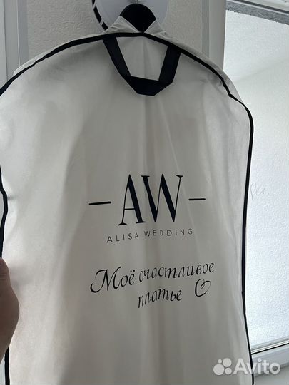 Свадебное платье S