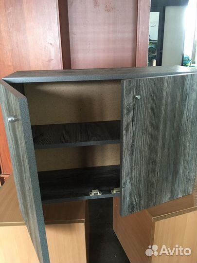 Шкаф навесной