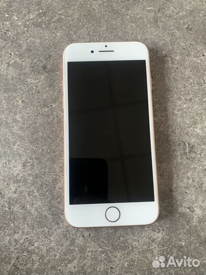 iPhone 8, 64 ГБ