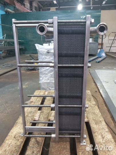 Аппарат теплообменный пластинчатый, охладитель