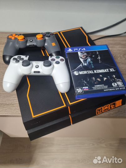 Sony PS4 1 tb + игра