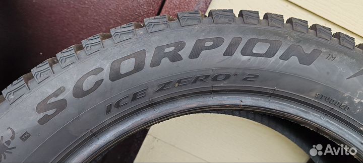 Pirelli Scorpion Ice Zero 2 225/55 R19 103H