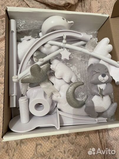 Музыкальный мобиль на кроватку из фетра astibaby