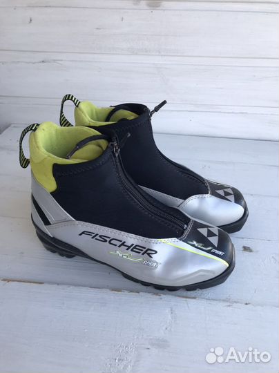 Ботинки для беговых лыж fisher 23 см стелька