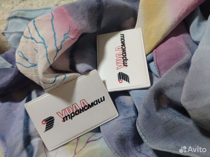 Значки Уралтрансмаш