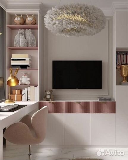 Рабочая зона для школьника у окна