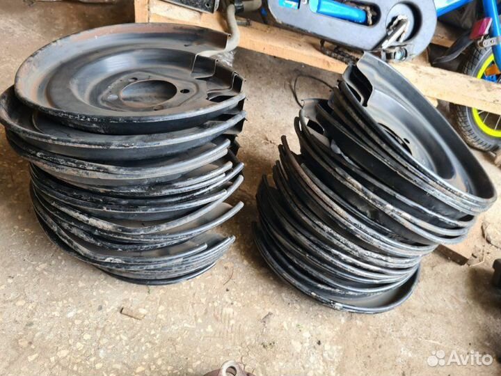 Пыльник тормозного диска задний Toyota Corolla