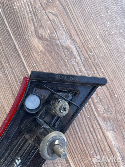 Катафот крышки багажника Kia Rio 4 2017-2020