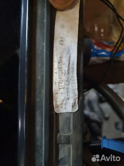 Стекло заднее правое глухое/форточка Mercedes-Benz GL-Class