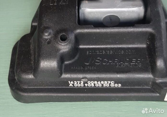 Датчик давления оригинал в шинах mercedes