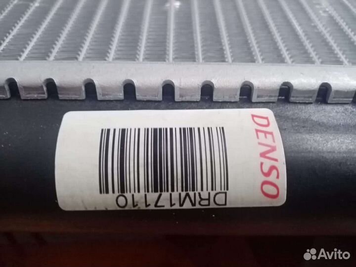 Радиатор охлаждения Mercedes