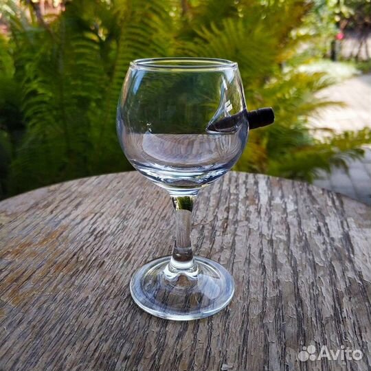 Рюмка с пулей