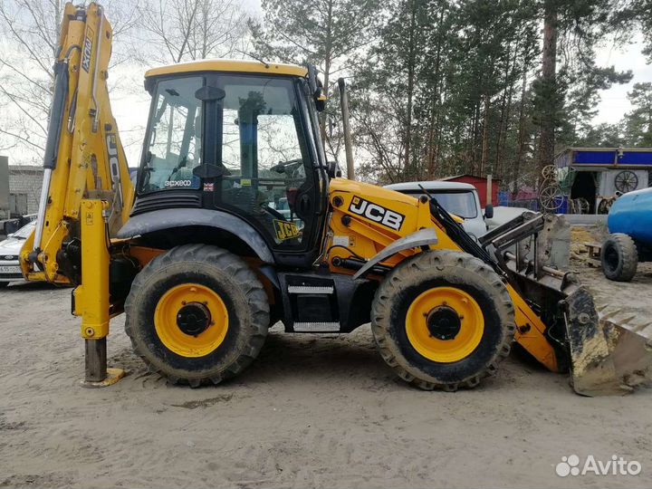 Экскаватор погрузчик Jcb