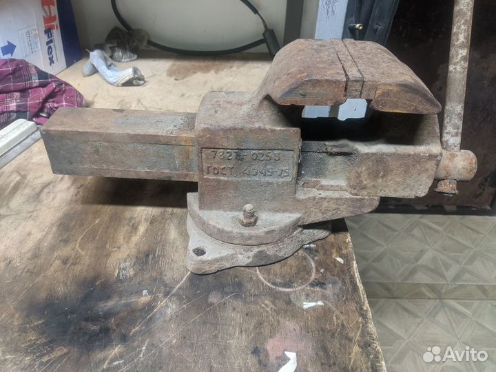 Тиски слесарные бу