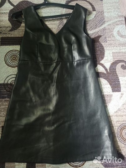 Кожаный сарафан 42
