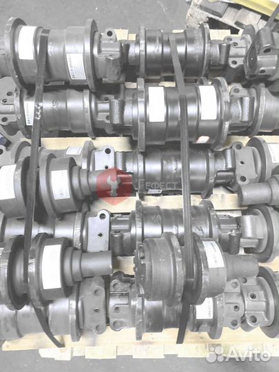Каток поддерживающий Hitachi EX400LC-5 9250478