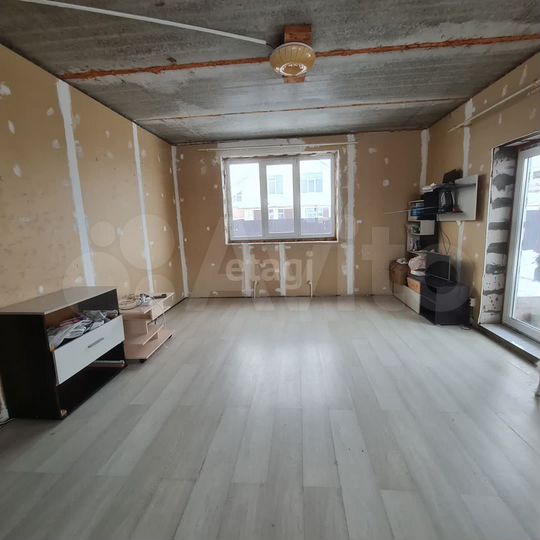 Дом 147 м² на участке 12,5 сот.