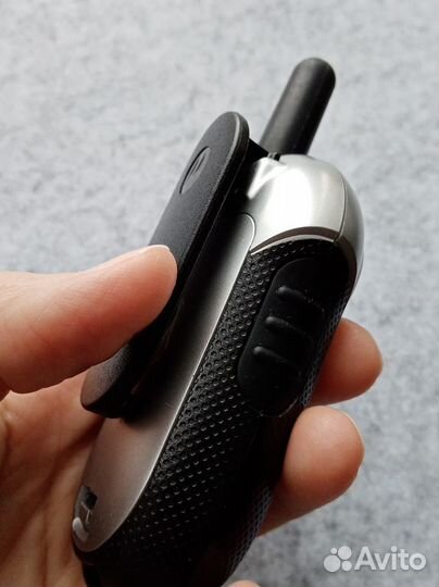 Комплект раций Motorola Walkie-Talkie tlkr T4 бу