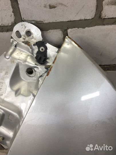 Переднее крыло на Шевроле Круз