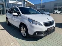 Peugeot 2008 1.6 AT, 2015, 240 000 км, с пробегом, цена 780 000 руб.