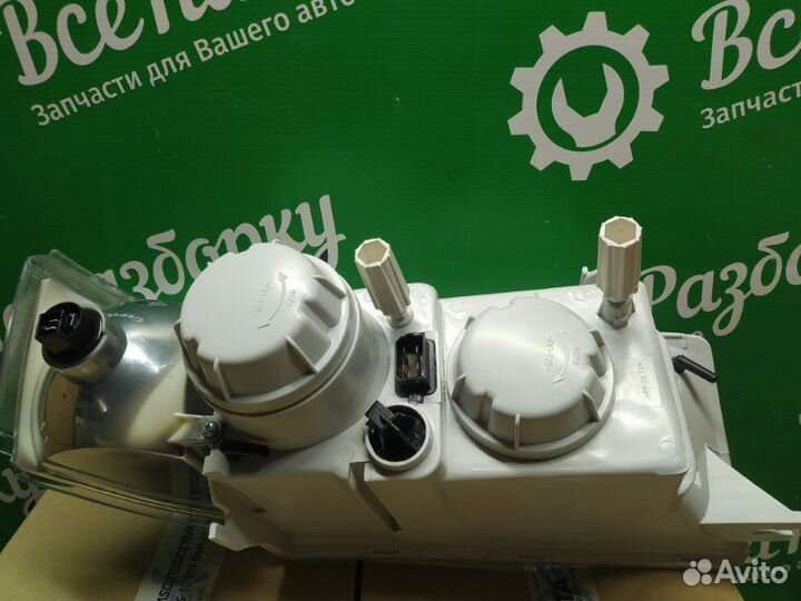 Фара передняя левая LADA (Ваз) 2110