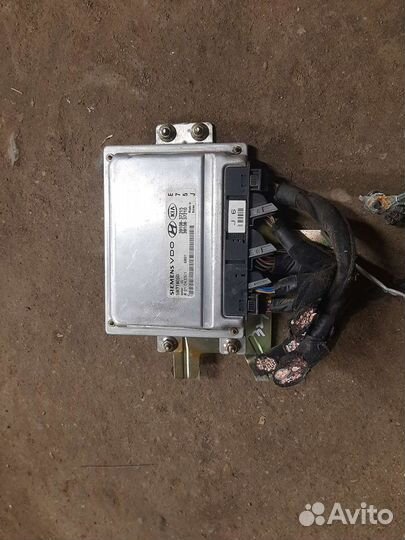 Блок управления двигателем Hyundai Tucson 1 2.7